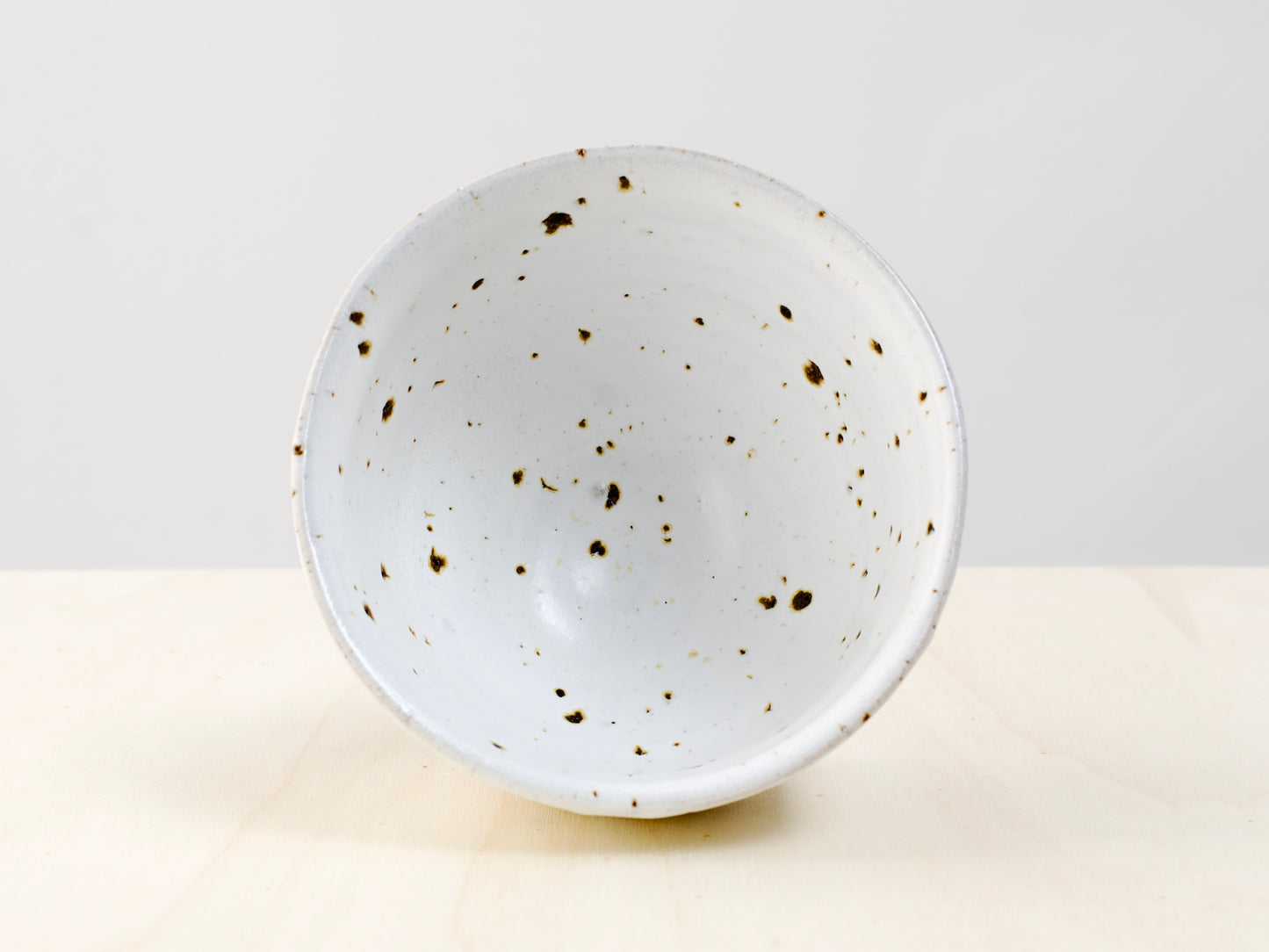 Mat White Bowl with Terracotta Tile Fragments