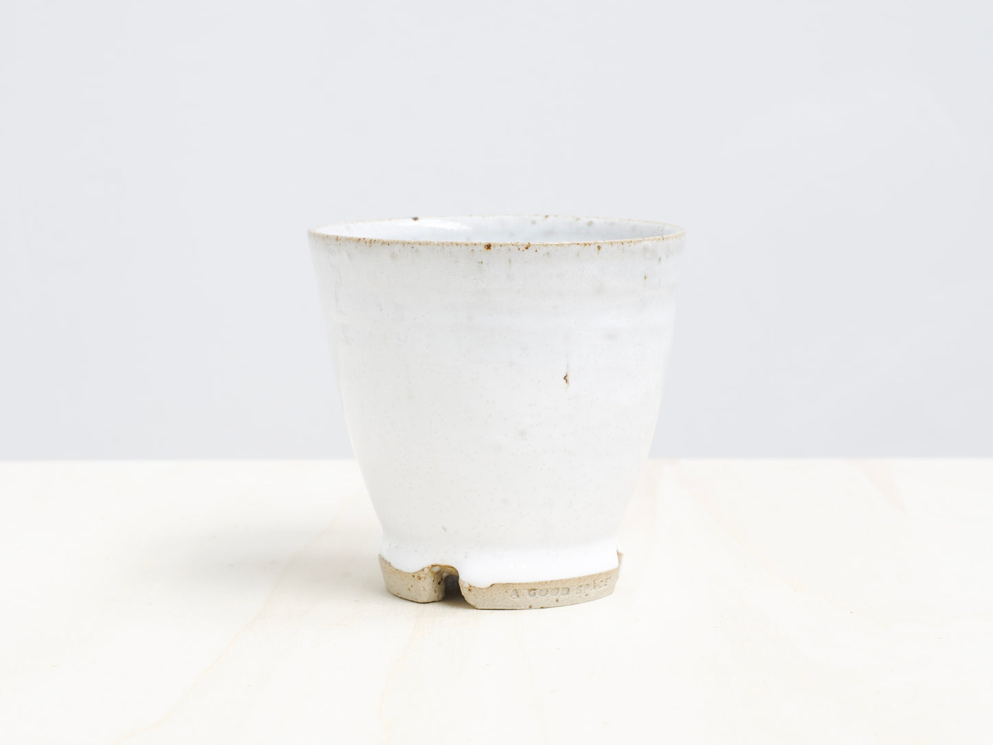White Notched-Foot Cup