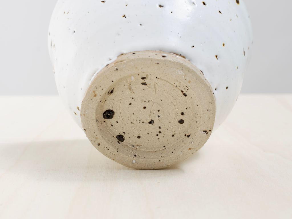 Mat White Bowl with Terracotta Tile Fragments