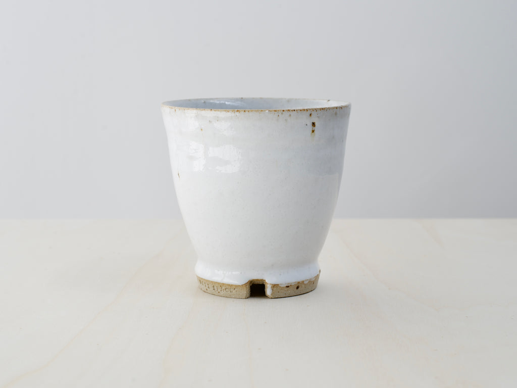 White Notched-Foot Cup