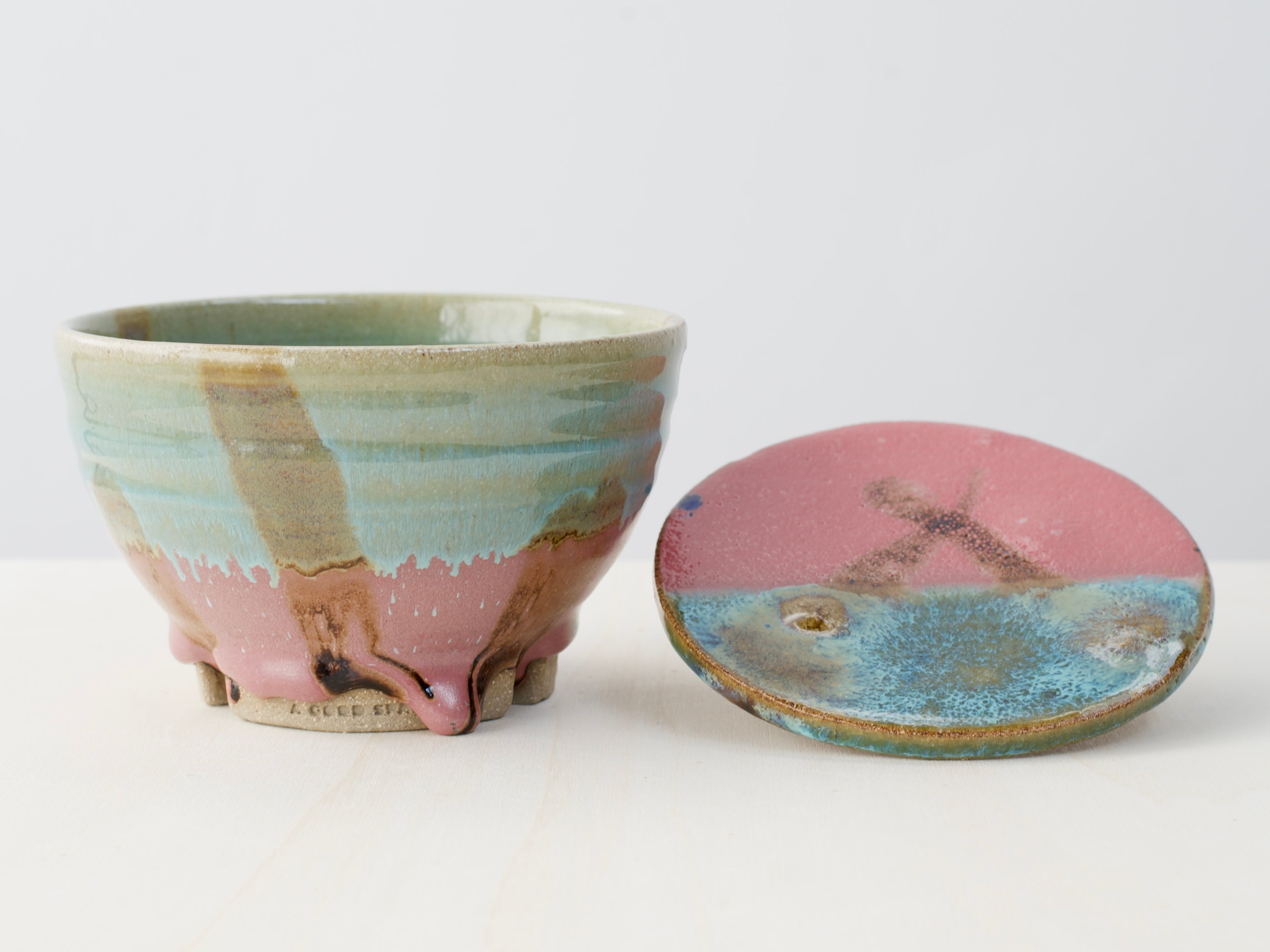 Green & Pink Notched-Foot Bowl + Plate